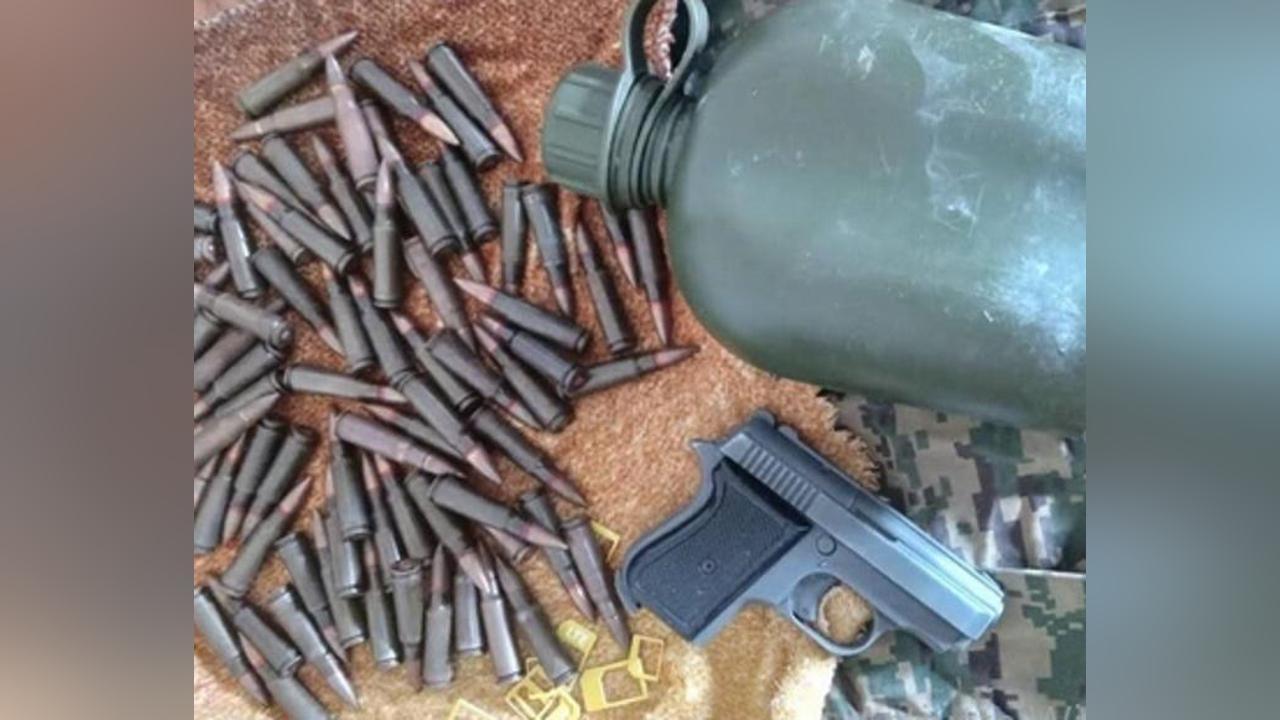 South Sudanese refugee arrested in Uganda for illegal possession of firearms South Sudanese refugee arrested in Uganda for illegal possession of firearms