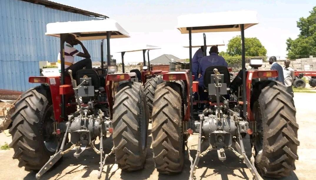 Agriculture Ministry Hands Over Tractors to Jonglei State