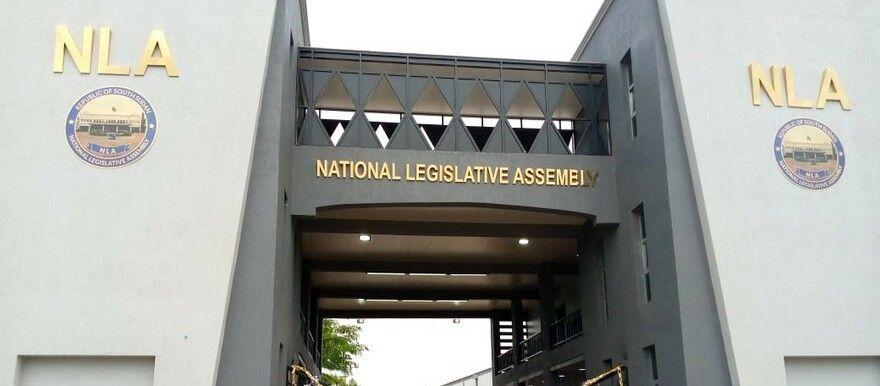 Court Trial Disrupts Parliament Lawmakers Demand Reorganization Court Trial Disrupts Parliament Lawmakers Demand Reorganization