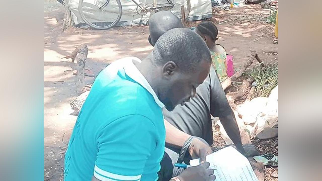 Tambura IDPs in Wau registered to receive food aid Tambura IDPs in Wau registered to receive food aid