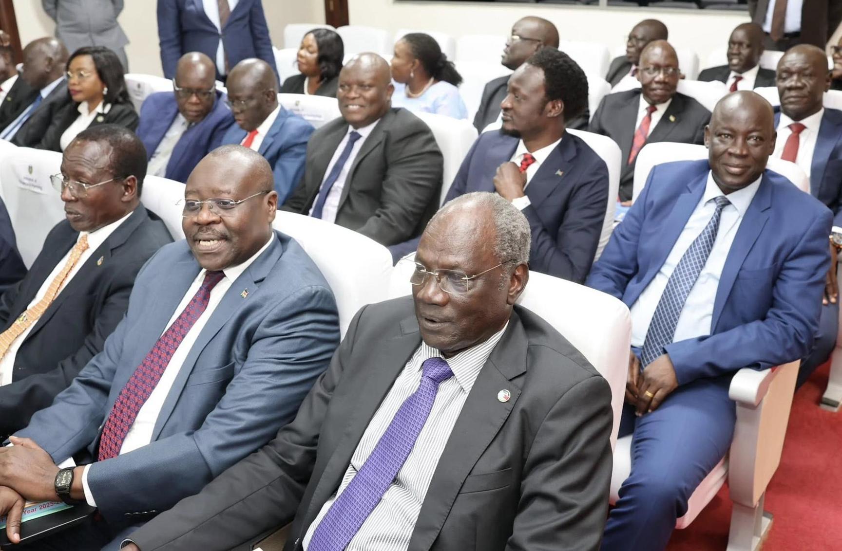 National cabinet approves 7 trillion SSP budget National cabinet approves 7 trillion SSP budget