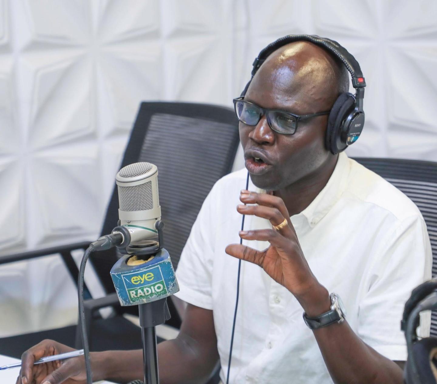 Without Media A Country Lives in Darkness Without Media A Country Lives in Darkness