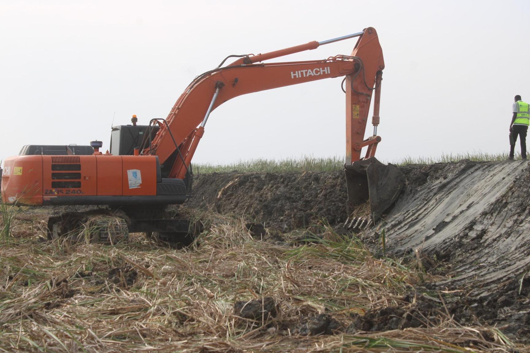 Dyke Construction Protects Unity State from Floods Dyke Construction Protects Unity State from Floods