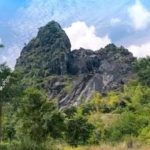 Blood Gold and the Political Economy of Violence in South Sudan Blood Gold and the Political Economy of Violence in South Sudan