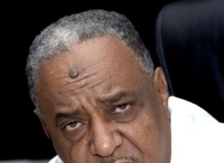 مسار يُهدد بجمع 10 آلاف شخص وقيام ثورة خلال أسبوع رئيس حزب الأمة الوطني عبد الله مسار