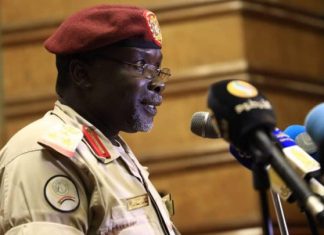 الدعم السريع توضح حقيقة صلتها بالمقاطع الصوتية المهددة بتصفية وزير العدل العميد ركن جمال جمعه آدم الناطق الرسمي باسم قوات الدعم السريع