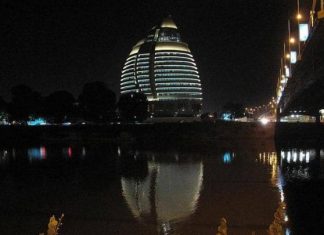 مصر تبدأ تصدير الكهرباء إلى السودان في 2020