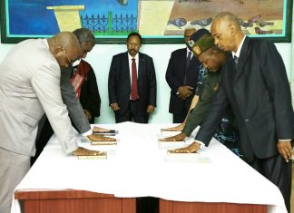 لجنة التحقيق المستقلة في أحداث فض الاعتصام تؤدي القَسَم أمام رئيس الوزراء