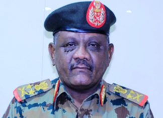 القوات المسلحة فى السودان تؤكد التزامها بوقف إطلاق النار رئيس هيئة الأركان الفريق أول ركن محمد عثمان الحسين