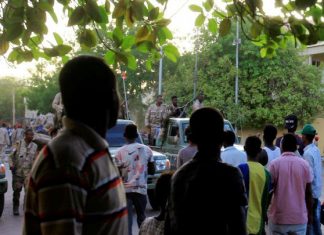 لجان اﻟﻤﻘﺎوﻣﺔ ﺗﻀﺒﻂ اﺟﺘﻤﺎﻋﺎت ﺳﺮﻳﺔ ﻟﺒﻘﺎﻳﺎ ﺍﻟﻨﻈﺎﻡ السابق