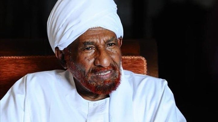 الصادق المهدي يدلي بشهادته في أحداث فض اعتصام القيادة العامة