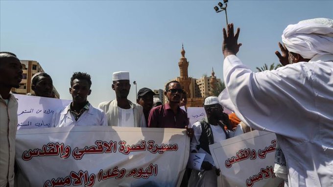 مظاهرة في الخرطوم ضد التطبيع والرسوم المسيئة للنبي