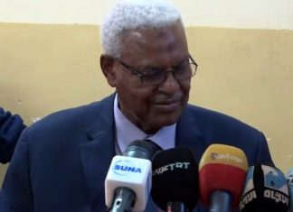 مجلس السيادة الانتقالي يناقش إعادة هيكلة وبناء النيابة العامة مجلس السيادة الانتقالي يناقش إعادة هيكلة وبناء النيابة العامة