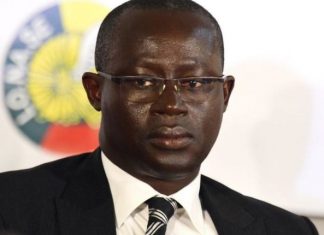 مرشح جديد لرئاسة الاتحاد الإفريقي لكرة القدم مرشح جديد لرئاسة الاتحاد الإفريقي لكرة القدم