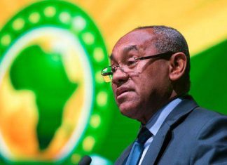 إيقاف رئيس الاتحاد الإفريقي لكرة القدم خمس سنوات إيقاف رئيس الاتحاد الإفريقي لكرة القدم خمس سنوات