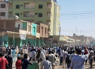 تأجيل محاكمة المهتمين بمجزرة مدينة الأبيض تأجيل محاكمة المهتمين بمجزرة مدينة الأبيض