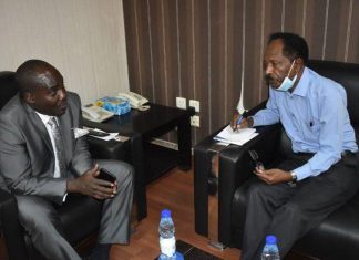 والي وسط دارفور : مناطق بالولاية لم يصلها الدواء منذ عشرين عاما والي وسط دارفور : مناطق بالولاية لم يصلها الدواء منذ عشرين عاما