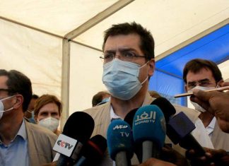 المفوض الأوروبي لادارة الأزمات يزور معسكر ام راكوبة المفوض الأوروبي لادارة الأزمات يزور معسكر ام راكوبة