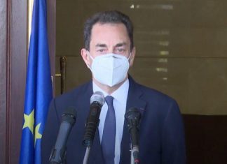 فرنسا تُعلن عن تنظيم مؤتمر اقتصادي عالمي لدعم السودان قريباً فرنسا تُعلن عن تنظيم مؤتمر اقتصادي عالمي لدعم السودان قريباً