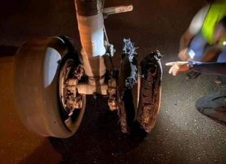 نجاة ركاب على متن طائرة سودانية من الموت بمطار الخرطوم نجاة ركاب على متن طائرة سودانية من الموت بمطار الخرطوم