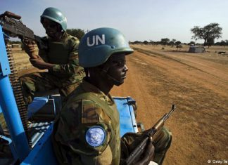 مساعي بين السودان والأمم المتحدة لتمديد بقاء اليوناميد مساعي بين السودان والأمم المتحدة لتمديد بقاء اليوناميد