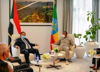 اتفاق حول عدة قضايا.. حمدوك يعود للخرطوم بعد مباحثات مغلقة مع رئيس الوزراء الإثيوبي اتفاق حول عدة قضايا.. حمدوك يعود للخرطوم بعد مباحثات مغلقة مع رئيس الوزراء الإثيوبي