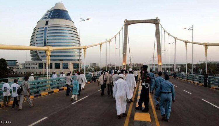 سعر صرف الجنيه والاستيراد..المشهد الاقتصادي في السودان بعد الحذف من قائمة الإرهاب
