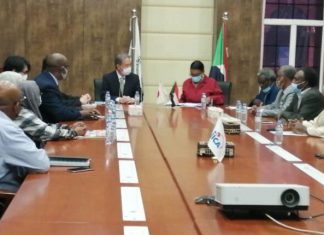 بتكلفة (6) مليون دولار .. المالية توقع اتفاقا مع اليابان لتحسين وتشغيل إمداد المياه بتكلفة (6) مليون دولار .. المالية توقع اتفاقا مع اليابان لتحسين وتشغيل إمداد المياه