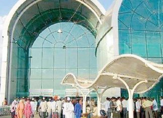 الخارجية تعلن عودة الدفعة السادسة للمواطنين السودانيين بلبنان الخارجية تعلن عودة الدفعة السادسة للمواطنين السودانيين بلبنان