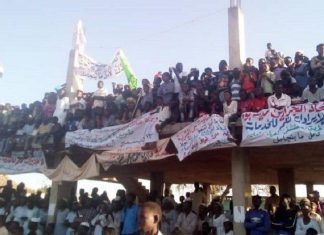 والي النيل الأزرق يؤكد الإلتزام بتنفيذ مطالب إعتصام بوط والي النيل الأزرق يؤكد الإلتزام بتنفيذ مطالب إعتصام بوط