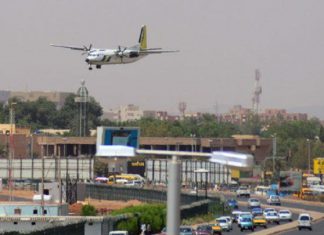 بلاغ كاذب بوجود قنبلة باحدي طائرات تاركو قبيل تحركها للخرطوم بلاغ كاذب بوجود قنبلة باحدي طائرات تاركو قبيل تحركها للخرطوم