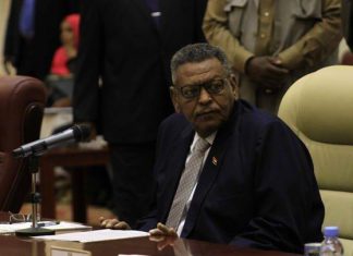 محاكمة نائب المخلوع ومديري الشرطة والسجون السابقين محاكمة نائب المخلوع ومديري الشرطة والسجون السابقين