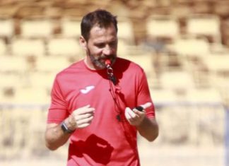 قوميز يعلنها بشأن أربعة لاعبين في المريخ قوميز يعلنها بشأن أربعة لاعبين في المريخ