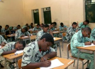 وزاره التربية بولاية الخرطوم توزع (67)الف كمامة اليوم وزاره التربية بولاية الخرطوم توزع (67)الف كمامة اليوم