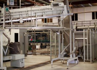 مسؤول بغرفة الصناعات الغذائية السودانية يعلنها داوية مسؤول بغرفة الصناعات الغذائية السودانية يعلنها داوية