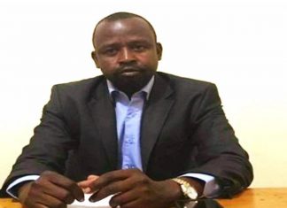 الهادي إدريس يعلن وقوفهم إلى جانب الجيش في حماية الأرض الهادي إدريس يعلن وقوفهم إلى جانب الجيش في حماية الأرض