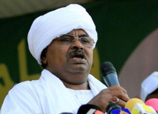 محمد الفكي : قوش يبحث عن نفسه في المشهد السياسي الحالي محمد الفكي : قوش يبحث عن نفسه في المشهد السياسي الحالي