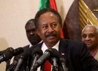 مستشار حمدوك: الاحتجاجات تعبير عن ضيق شعبي والبدائل ينبغي أن تكون بعيداً عن التحشيد مستشار حمدوك: الاحتجاجات تعبير عن ضيق شعبي والبدائل ينبغي أن تكون بعيداً عن التحشيد