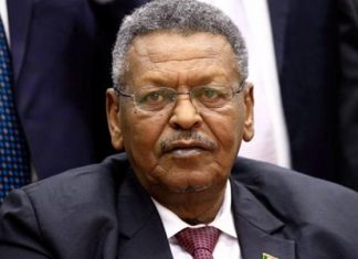 في قضية تهريب محكوم بالمؤبد.. رئاسة الجمهورية تطالب بأسقاط عقوبة المحكوم في قضية تهريب محكوم بالمؤبد.. رئاسة الجمهورية تطالب بأسقاط عقوبة المحكوم