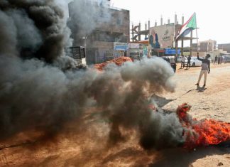 بعد تفجر الأوضاع في السودان حملات اعتقال واسعة لرموز النظام السابق