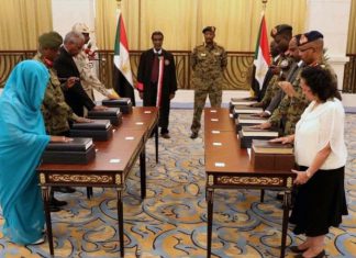 تصاعد الخلافات بين العسكر والمدنيين حول لجنة إزالة التمكين