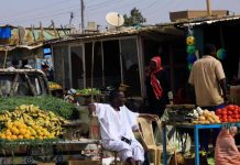 وعود دولية تثير مخاوف من تأزم الوضع الاقتصادي في السودان