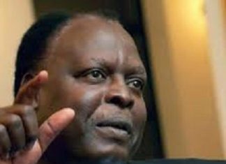 صالح محمود يكشف حقيقة تلقيه دعمًا من حميدتي صالح محمود يكشف حقيقة تلقيه دعمًا من حميدتي