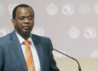 مكافحة الثراء الحرام تشطب البلاغ في مواجهة التجاني سيسي وآخرين مكافحة الثراء الحرام تشطب البلاغ في مواجهة التجاني سيسي وآخرين