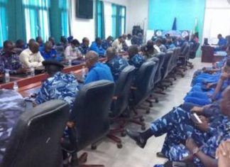 مدير شرطة ولاية الخرطوم الجديد يعقد أول اجتماع له مدير شرطة ولاية الخرطوم الجديد يعقد أول اجتماع له