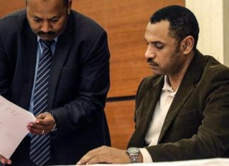 أحمد ربيع يرفض إجراء عملية لأحد مصابي الثورة بمستشفى المعلم أحمد ربيع يرفض إجراء عملية لأحد مصابي الثورة بمستشفى المعلم