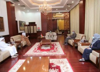 حميدتي لسفير الإمارات بالسودان: تشكيل الحكومة سيكون دافعًا لتحقيق الآمال حميدتي لسفير الإمارات بالسودان: تشكيل الحكومة سيكون دافعًا لتحقيق الآمال