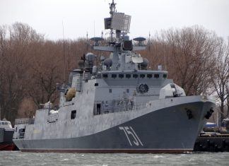 وصول أول سفينة حربية روسية إلى ميناء بورتسودان