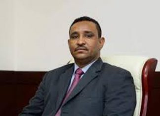 إسماعيل ورّاق: لا مرحبًا باستثمارٍ لا يعود بالنفع على مواطن النيل الأبيض إسماعيل ورّاق: لا مرحبًا باستثمارٍ لا يعود بالنفع على مواطن النيل الأبيض