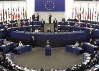 فان دوول: أمن السودان مهم للاتحاد الأوروبي ويؤثر على القرن الأفريقي والبحر الأحمر فان دوول: أمن السودان مهم للاتحاد الأوروبي ويؤثر على القرن الأفريقي والبحر الأحمر